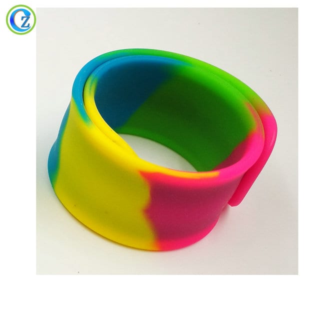 coloured rubber wristbands